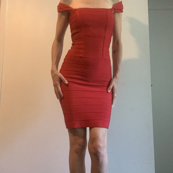 Perfect Red Dress - Picture 3 of 3